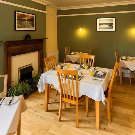 Πανσιόν Craglands 4*