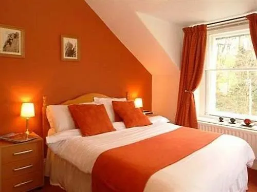 Craglands Guest house 4*